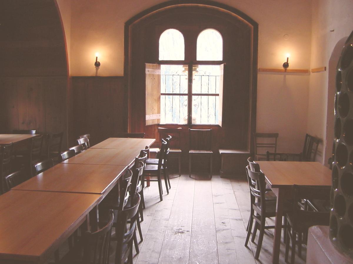 Burg Finstergrun Hostel Ramingstein Kültér fotó