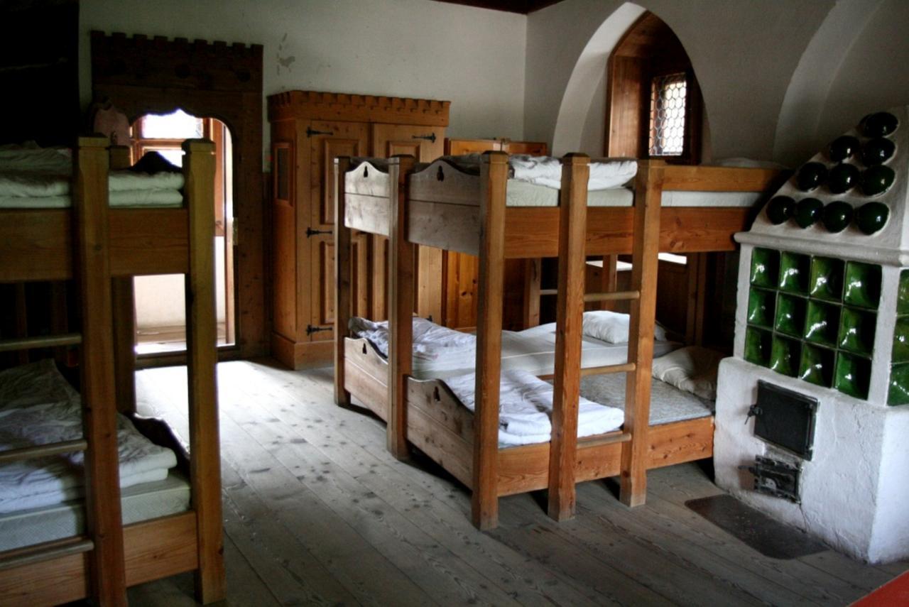 Burg Finstergrun Hostel Ramingstein Kültér fotó